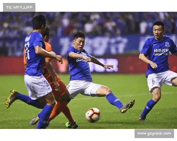 巴黎圣日耳曼豪华引援策略:资金投入与球队未来发展之间的微妙平衡 巴黎圣日耳曼豪华引援策略:资金投入与球队未来发展之间的微妙平衡