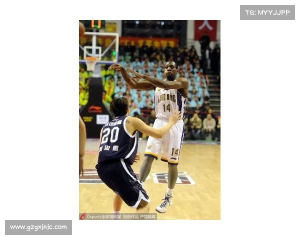 布朗凭借四大优势轻松砍下23分11篮板 展现全能球技